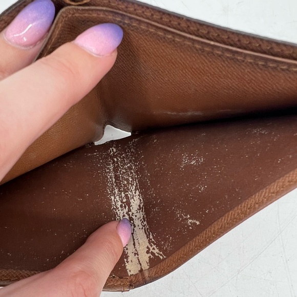 Louis Vuitton monogram bifold wallet - Picture 12 of 12
